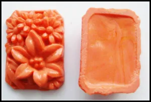 18x13mm (4604) Glass Cushion Octagon Coral Molded Flower