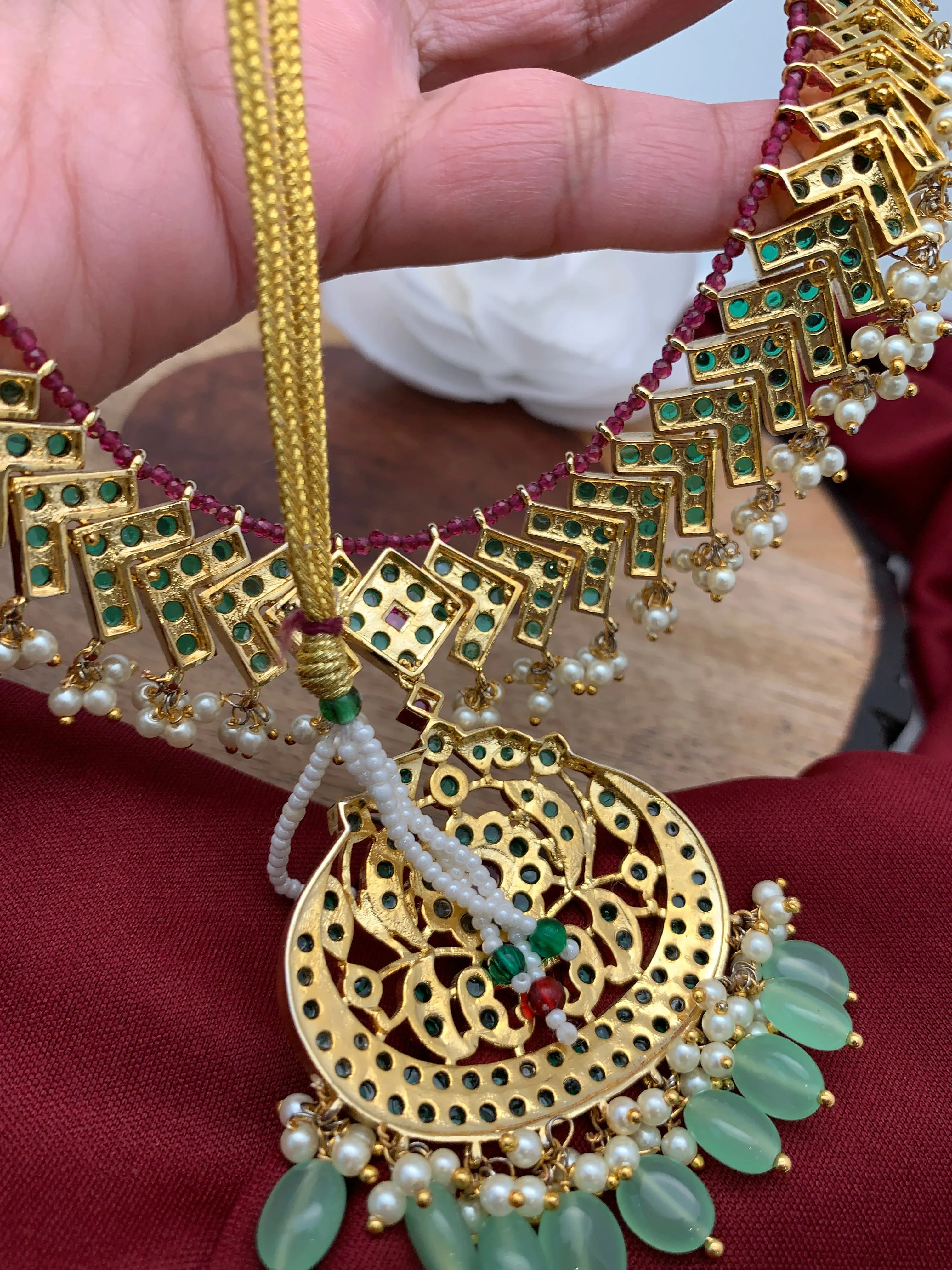 Green Jadau Mint Green Beads Neckline Necklace